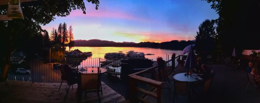 The Fish and Duck has the BEST Instagram worthy sunsets of the lake