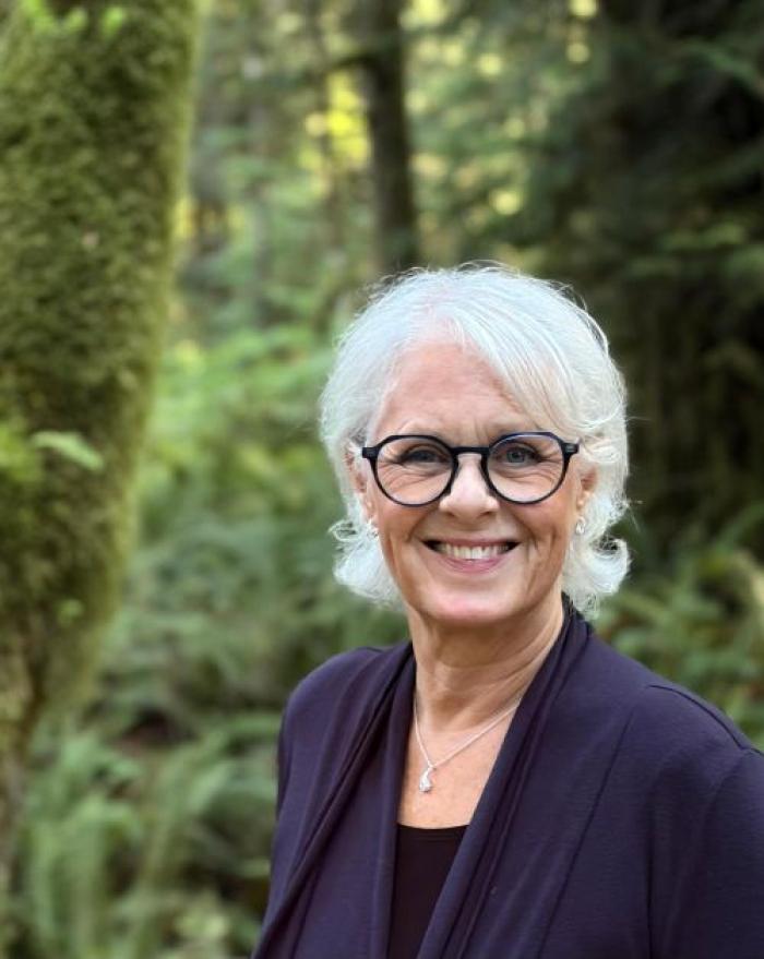 Headshot of Carol Wright